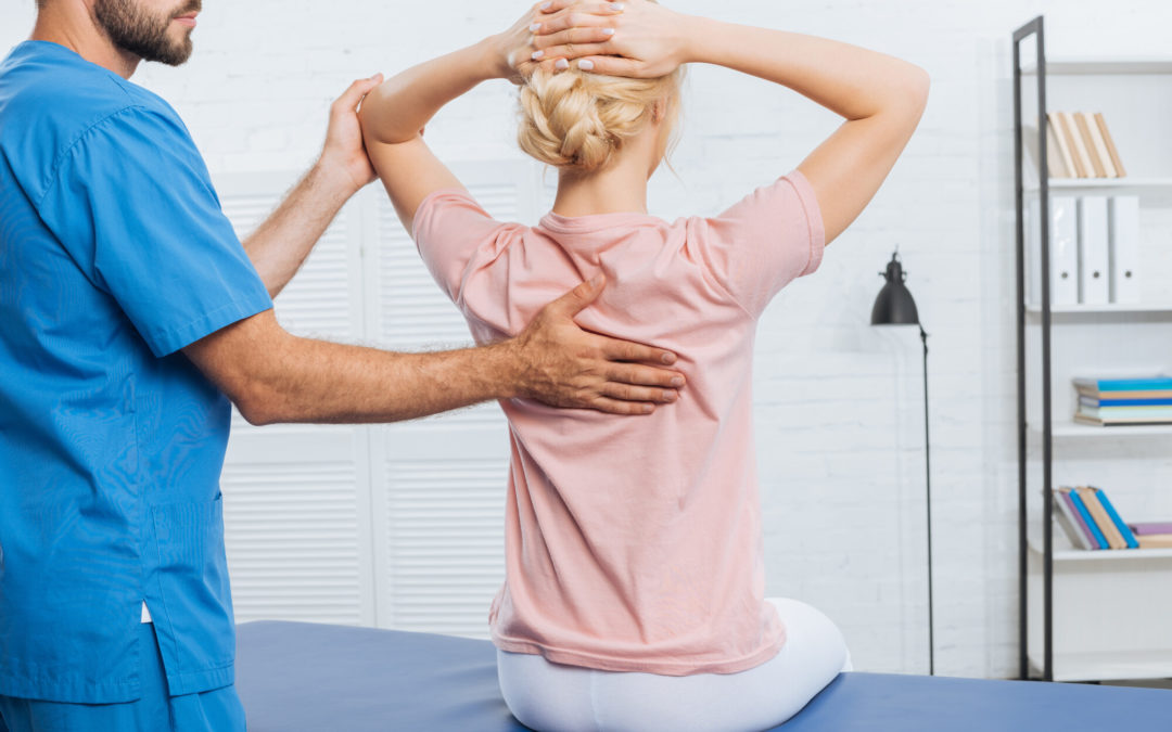 7 Tips From a Chiropractor on Dealing With Back Pain
